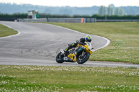 Evening Adv_Mid Group Yellow Bikes